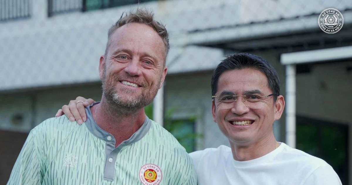 View - HLV Kiatisak Tiếp Lửa Cho CLB Công An Hà Nội Chinh Phục Buriram | Báo Tri thức và Cuộc sống - TIN TỨC PHỔ BIẾN KIẾN THỨC 24H