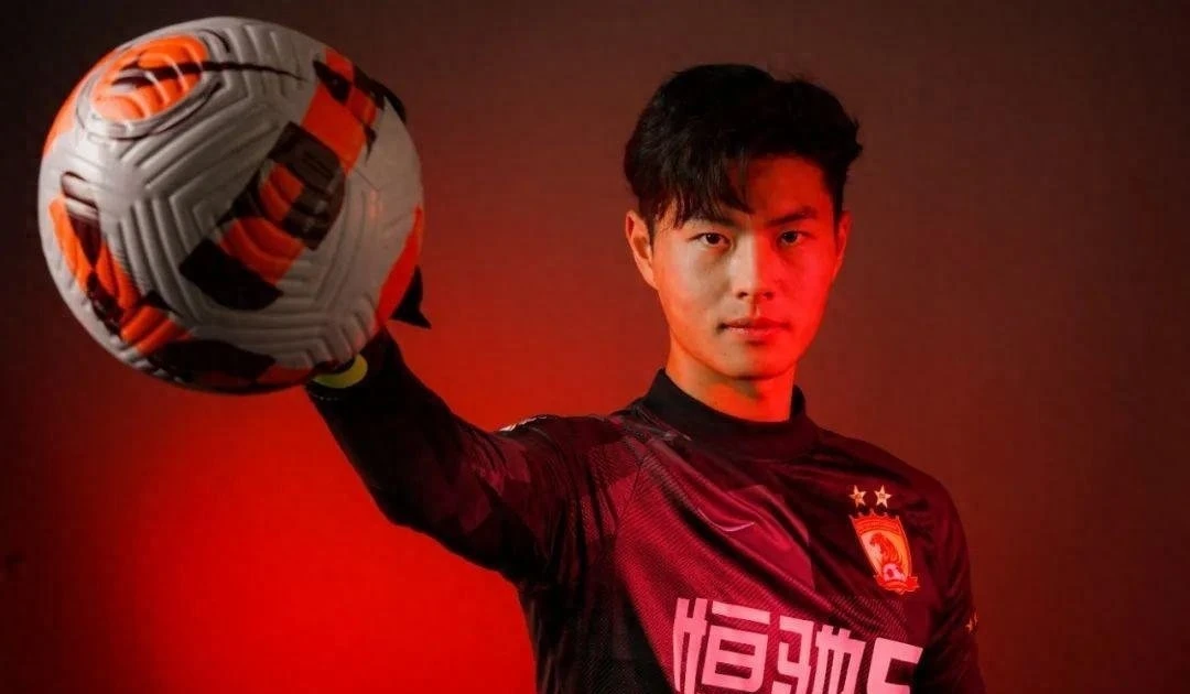 View - Thủ môn của U23 Trung Quốc điển trai chuẩn hot boy | Báo Tri thức và Cuộc sống - TIN TỨC PHỔ BIẾN KIẾN THỨC 24H