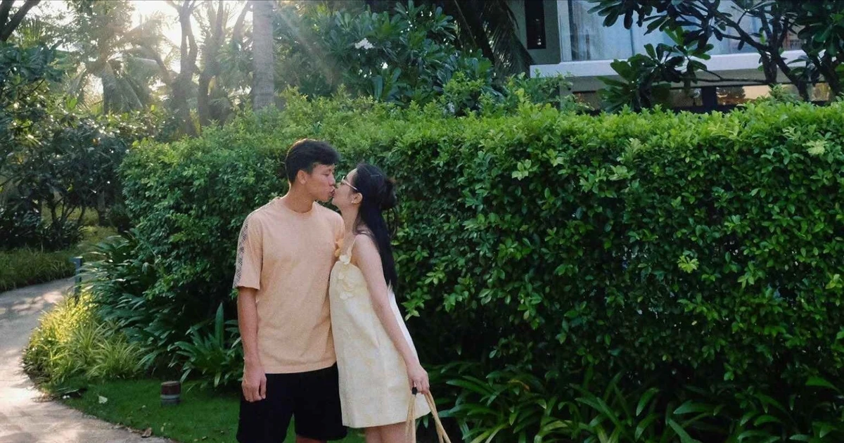 View - Vợ chồng Quế Ngọc Hải "khoá môi" kỷ niệm 9 năm yêu nhau | Báo Tri thức và Cuộc sống - TIN TỨC PHỔ BIẾN KIẾN THỨC 24H