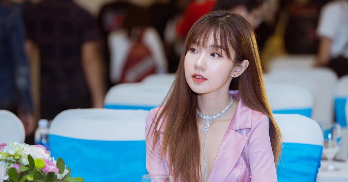 View - 'Hot girl dân tộc Mường' Bùi Khánh Hà đẹp chuẩn gái 1 con trông mòn con mắt | Báo Tri thức và Cuộc sống - TIN TỨC PHỔ BIẾN KIẾN THỨC 24H