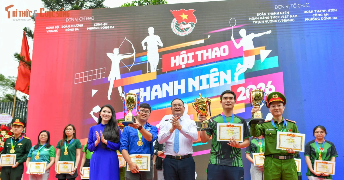 View - Tuổi trẻ Đống Đa kỷ niệm 95 năm Ngày thành lập Đoàn TNCS Hồ Chí Minh | Báo Tri thức và Cuộc sống - TIN TỨC PHỔ BIẾN KIẾN THỨC 24H