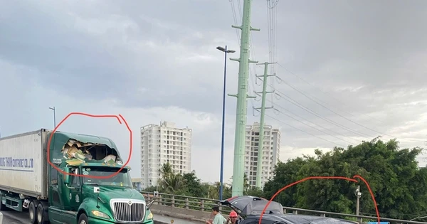 Nguyên nhân cần cẩu ngã đè 2 ô tô ở TP HCM