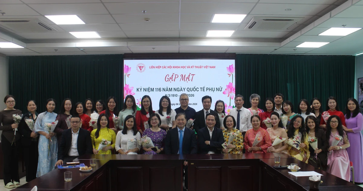 View - TSKH Phan Xuân Dũng: Phụ nữ VUSTA năng động, sáng tạo, nhân hậu | Báo Tri thức và Cuộc sống - TIN TỨC PHỔ BIẾN KIẾN THỨC 24H