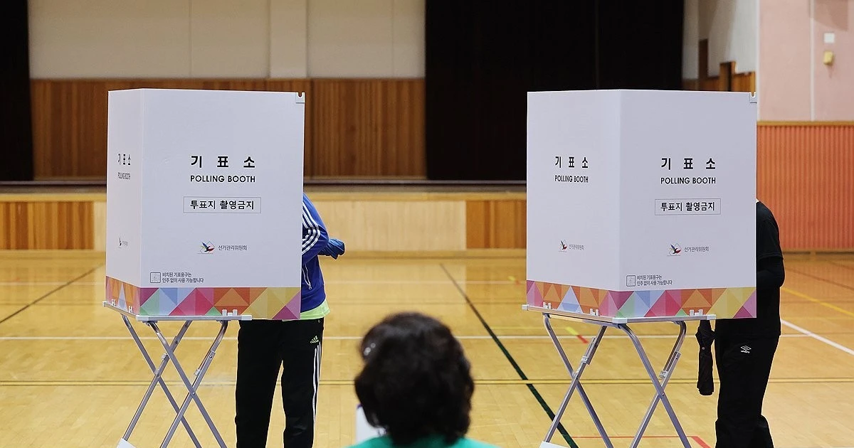 Gallery - Toàn cảnh người dân Hàn Quốc đi bầu Tổng thống mới | Báo Tri thức và Cuộc sống - TIN TỨC PHỔ BIẾN KIẾN THỨC 24H
