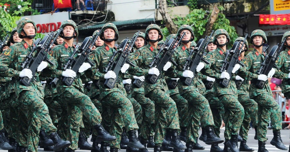 View - Mãn nhãn màn tổng duyệt diễu binh, diễu hành kỷ niệm 80 năm Quốc khánh | Báo Tri thức và Cuộc sống - TIN TỨC PHỔ BIẾN KIẾN THỨC 24H