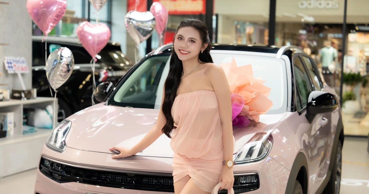 Gallery - MC Truyền hình Quốc hội tậu xế hộp ở sinh nhật tuổi 23 | Báo Tri thức và Cuộc sống - TIN TỨC PHỔ BIẾN KIẾN THỨC 24H