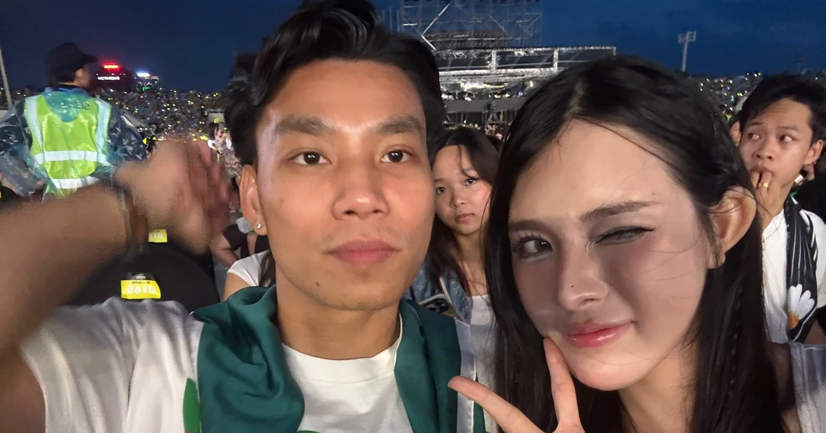 View - Bạn gái Văn Thanh tiết lộ được bạn trai yêu chiều hết nấc | Báo Tri thức và Cuộc sống - TIN TỨC PHỔ BIẾN KIẾN THỨC 24H