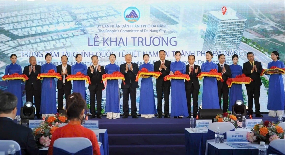 Gallery - Khai trương Trung tâm Tài chính quốc tế Việt Nam tại Đà Nẵng | Báo Tri thức và Cuộc sống - TIN TỨC PHỔ BIẾN KIẾN THỨC 24H