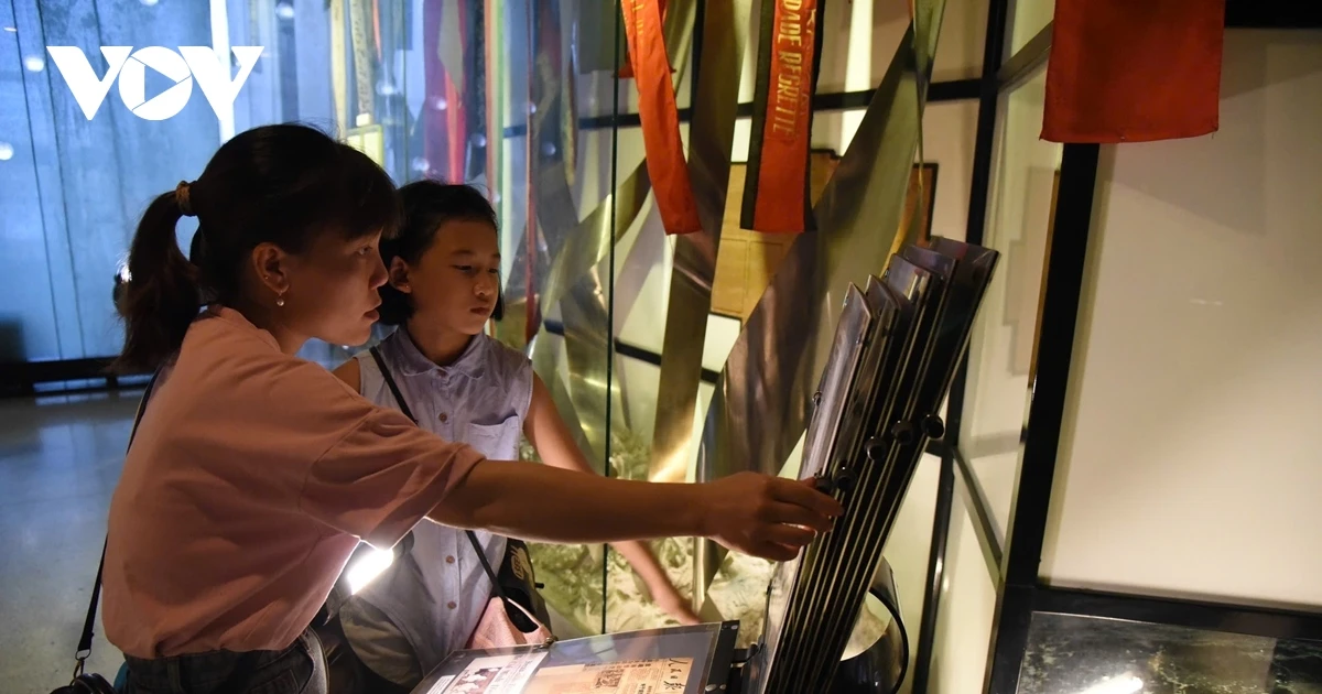 View - Cận cảnh bản Di chúc đặc biệt của Bác Hồ | Báo Tri thức và Cuộc sống - TIN TỨC PHỔ BIẾN KIẾN THỨC 24H