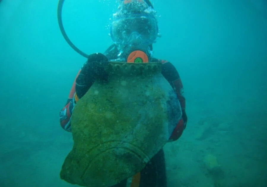 View - Bí ẩn thành phố thời Trung cổ bị chìm dưới hồ nước khổng lồ | Báo Tri thức và Cuộc sống - TIN TỨC PHỔ BIẾN KIẾN THỨC 24H