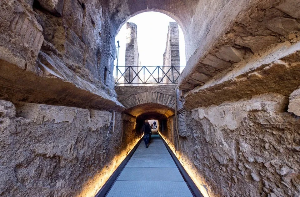 View - Khám phá đường hầm bí mật dành riêng cho hoàng đế La Mã | Báo Tri thức và Cuộc sống - TIN TỨC PHỔ BIẾN KIẾN THỨC 24H