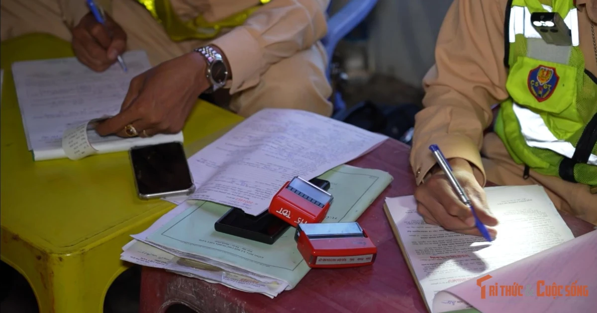 View - Xử lý 34 tài xế vi phạm nồng độ cồn trong hai ngày tại Lâm Đồng | Báo Tri thức và Cuộc sống - TIN TỨC PHỔ BIẾN KIẾN THỨC 24H