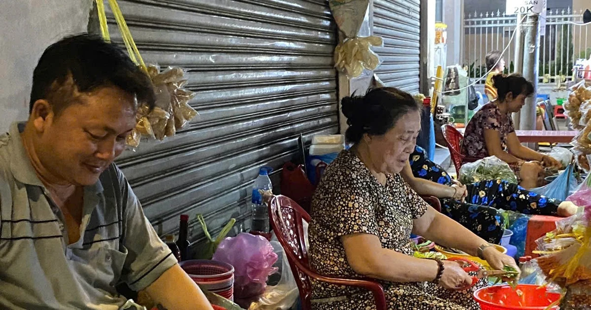 View - Gợi ý quán ăn vặt đêm tại TP HCM khiến du khách quên lối về | Báo Tri thức và Cuộc sống - TIN TỨC PHỔ BIẾN KIẾN THỨC 24H