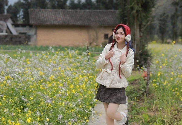 Gallery - Cô gái Hà Nội chinh phục Hà Giang, 'vỡ òa vì đẹp, thót tim vì đèo' | Báo Tri thức và Cuộc sống - TIN TỨC PHỔ BIẾN KIẾN THỨC 24H