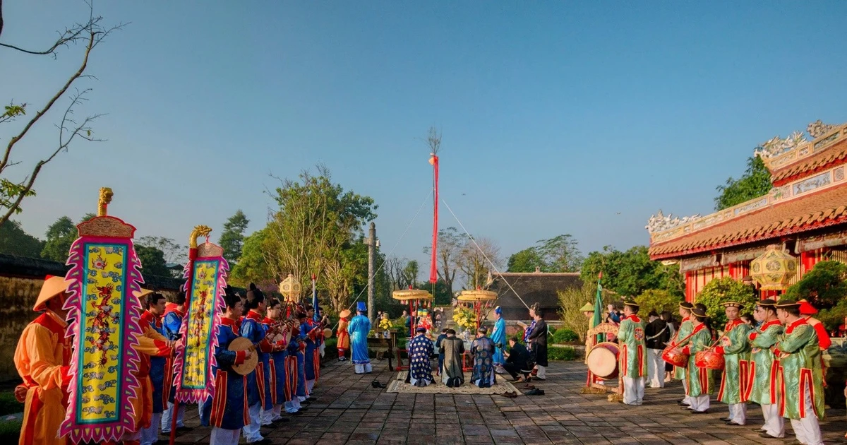 View - 7 hành trình đón Tết độc đáo khắp Việt Nam cho mùa xuân đáng nhớ | Báo Tri thức và Cuộc sống - TIN TỨC PHỔ BIẾN KIẾN THỨC 24H