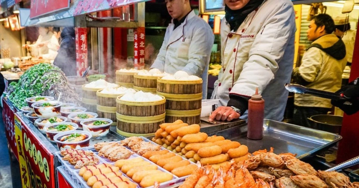 Gallery - 10 món ăn vặt nức tiếng nhất định phải thử khi du lịch Bắc Kinh | Báo Tri thức và Cuộc sống - TIN TỨC PHỔ BIẾN KIẾN THỨC 24H