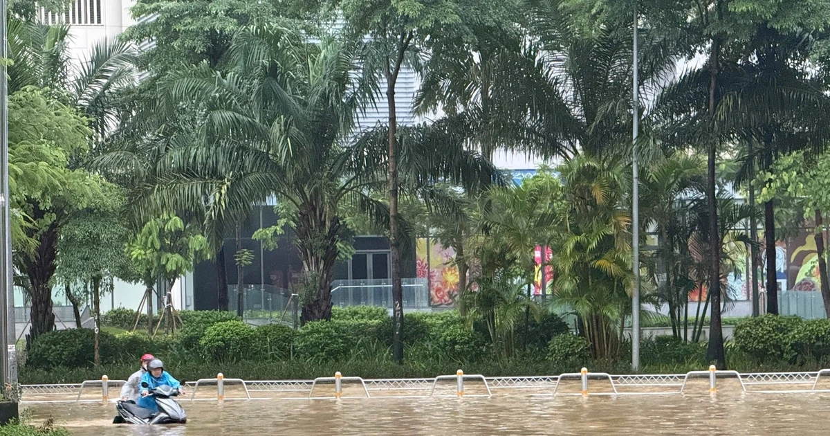 Mưa giảm, Hà Nội vẫn còn nhiều điểm úng ngập