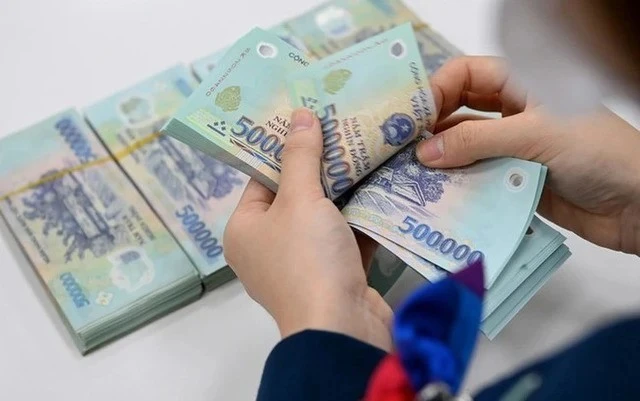 Đề xuất tăng tuổi nghỉ hưu, trả lương đủ nuôi 2 con