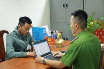 Bắt nhóm đối tượng hack facebook lừa đảo chiếm đoạt tài sản