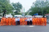 Điện lực Huế hỗ trợ Gia Lai khắc phục hậu quả bão số 13