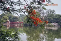 Sự thật thú vị ít người biết về hồ nước huyền thoại ở Hà Nội 