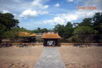 Khám phá lăng mộ có cảnh quan thơ mộng nhất Cố đô Huế 