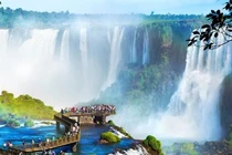 Choáng ngợp thác nước hùng vĩ nhất thế giới, dài gần 3 km 