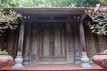 Ngôi nhà cổ làm từ gỗ quý “ngang kim cương” ở Bắc Giang 
