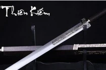 Hé lộ nguồn gốc Ỷ Thiên Kiếm và mối dây liên hệ với Tào Tháo