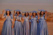 Bản sắc 'không đụng hàng' của tộc người sống dựa vào bò ở châu Phi