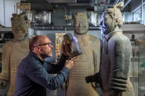 Công nghệ nào cứu di tích nghìn tuổi bị ngâm lâu ngày trong nước?