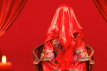 Tân hôn, cô dâu thắt cổ chết, Bao Công phá án sao?