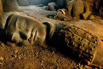 Bí ẩn u ám số phận 3 người phát hiện lăng mộ Tần Thủy Hoàng