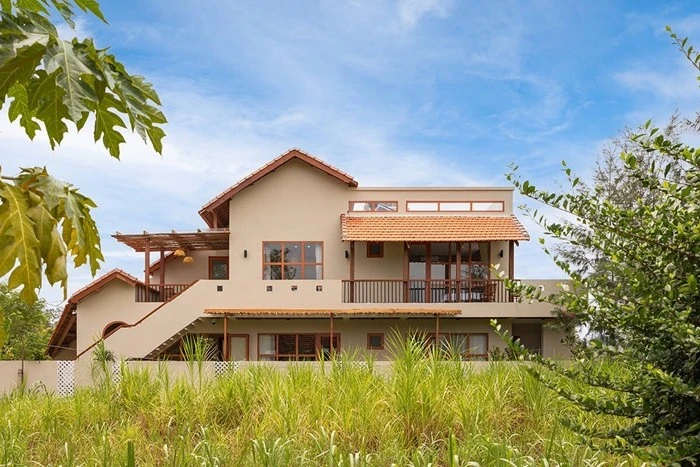 View - Nhà ngói đỏ gợi ký ức quê hương bằng ngôn ngữ kiến trúc bản địa | Báo Tri thức và Cuộc sống - TIN TỨC PHỔ BIẾN KIẾN THỨC 24H