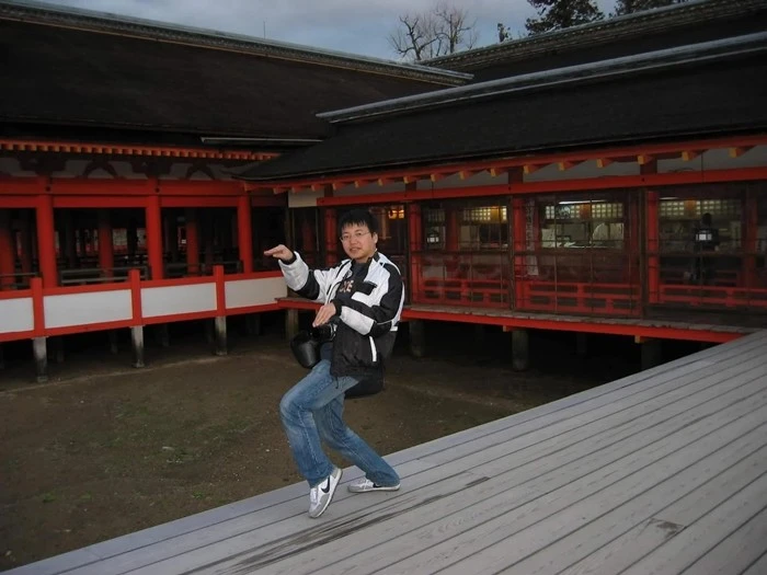 Ảnh hiếm thời mới khởi nghiệp của Shark Bình 