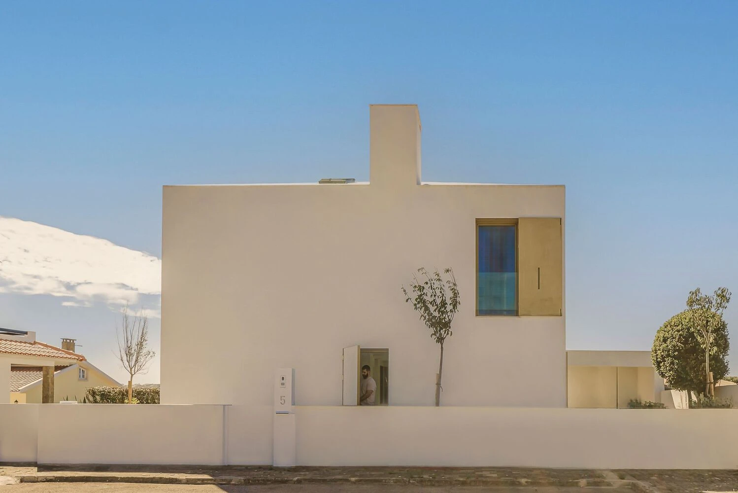 Chiêm ngưỡng nhà trên đỉnh đồi lấy cảm hứng từ cát biển