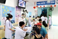 Nhiều trẻ bị tay chân miệng nặng do EV71, Sở Y tế TP HCM cảnh báo