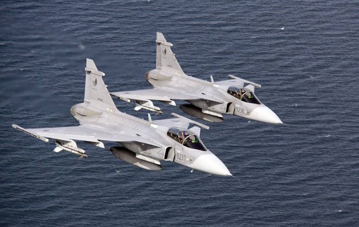 Dự kiến, việc ký kết hợp đồng mua máy bay phản lực Gripen E/F sẽ diễn ra vào tháng 9 tới. Sự kiện này cũng nhấn mạnh những nỗ lực của Colombia, nhằm tăng cường sức mạnh không quân trong bối cảnh căng thẳng khu vực và những thách thức an ninh nội bộ ngày càng phức tạp.