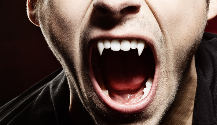 Khái niệm về ma cà rồng chuyên hút máu, hoặc ăn thịt người, đã được kể trong thần thoại và truyện dân gian của hầu hết mọi nền văn minh trong suốt nhiều thế kỷ. Ảnh: @ Sky HISTORY.