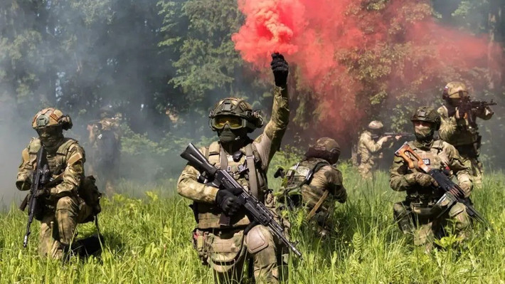 Giới quan sát nhận định rằng việc Nga gây áp lực mạnh ở Kupyansk có thể nhằm mục tiêu chiến lược: kéo căng lực lượng Ukraine, buộc Kiev phải phân tán nguồn lực, từ đó giảm khả năng phòng thủ ở các mặt trận khác như Donetsk hay Kharkov.