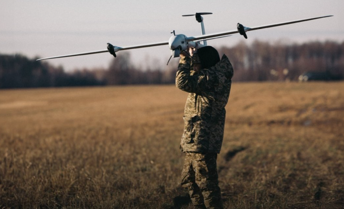 Công cụ chính của UAV này là cảm biến Raptor gimbal, với kênh hình ảnh quang học và nhiệt, có độ phóng đại lần lượt là 40x và 8x. Ảnh: @Quantum Systems.