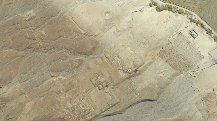 Huaca Yolanda một quần thể nghi lễ trải dài trên diện tích 20 ha. Nơi đây bao gồm các quảng trường và các công trình kiến trúc lớn, tương tự như những công trình tại Thành phố thiêng Caral-Supe. Ảnh: @Đại học Quốc gia Trujillo.