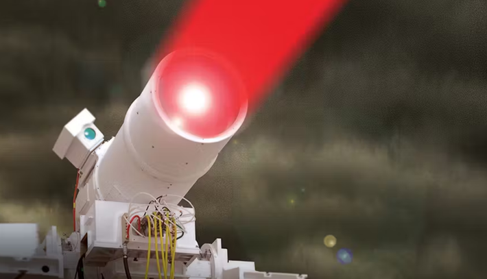 Các kính thiên văn này không chỉ ghi lại hình ảnh, chúng còn theo dõi cường độ ánh sáng thay đổi nhẹ theo từng khoảnh khắc. Tiếp theo, các nhà nghiên cứu sử dụng thuật toán máy tính để xử lý các mẫu thay đổi đó, và tái tạo các chi tiết tinh tế của bề mặt của mục tiêu, bao gồm các chữ cái nhỏ chỉ cao ba milimet. Ảnh: @ Elettronica In.