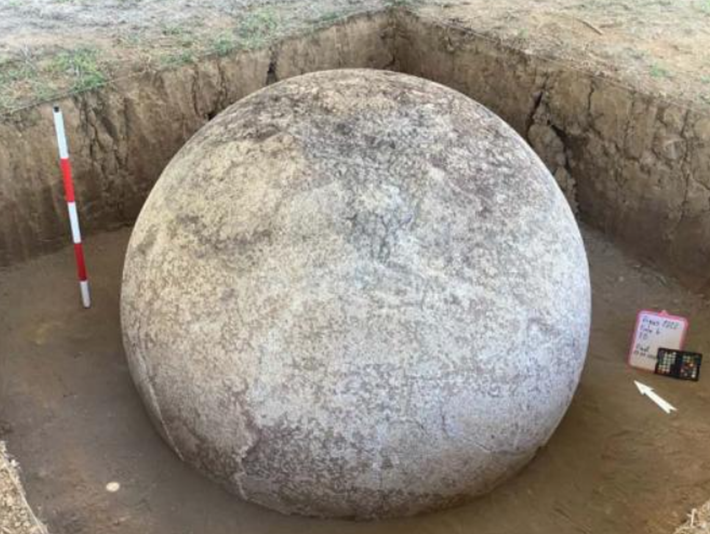 Chúng có đường kính mang kích thước dao động từ 0,7 m đến 2,57 m. Ảnh: @Bảo Tàng Khảo Cổ Quốc Gia Costa Rica.