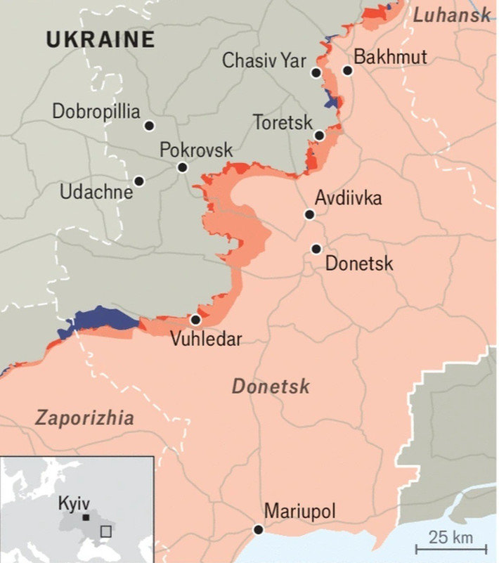 Pokrovsk là một vị trí chiến lược tại tiền tuyến Donbass, nằm gần các tuyến đường tiếp vận quan trọng. Việc đối phương tập trung binh lực tại đây được cho là nhằm chuẩn bị cho một đợt tấn công quy mô lớn vào các vị trí phòng thủ của Ukraine ở hướng tây.