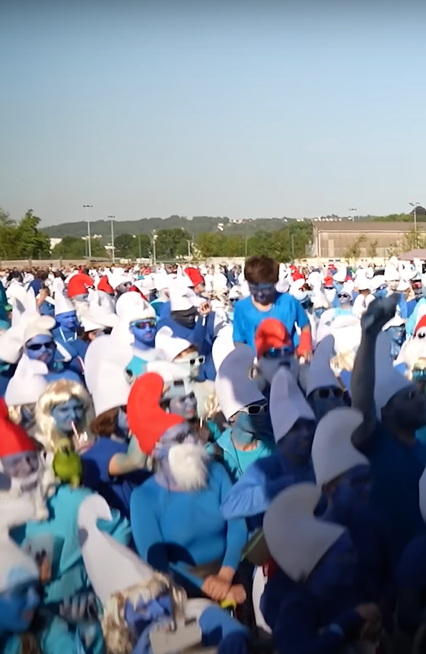 "Chúng tôi rất vui mừng khi cuối cùng cũng mang kỷ lục này về cho thị trấn Landerneau – chúng tôi tự hào về thị trấn của mình!", ban tổ chức nhóm văn hóa địa phương Association Pays de Landerneau-Daoulas cho biết. Ảnh: @guinnessworldrecords.