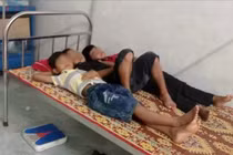 Vụ 40 học sinh bị ngộ độc ở Quảng Trị, tạm đình chỉ nữ Phó Hiệu trưởng