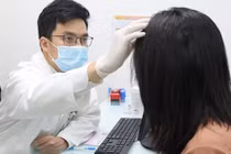 Da sần sùi, mũi sư tử... do trứng cá đỏ