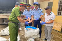 Lạng Sơn phát hiện 1 tấn móng giò lợn không rõ nguồn gốc