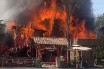 Cháy lớn tại quán cà phê ở TP HCM ngày mùng 6 Tết